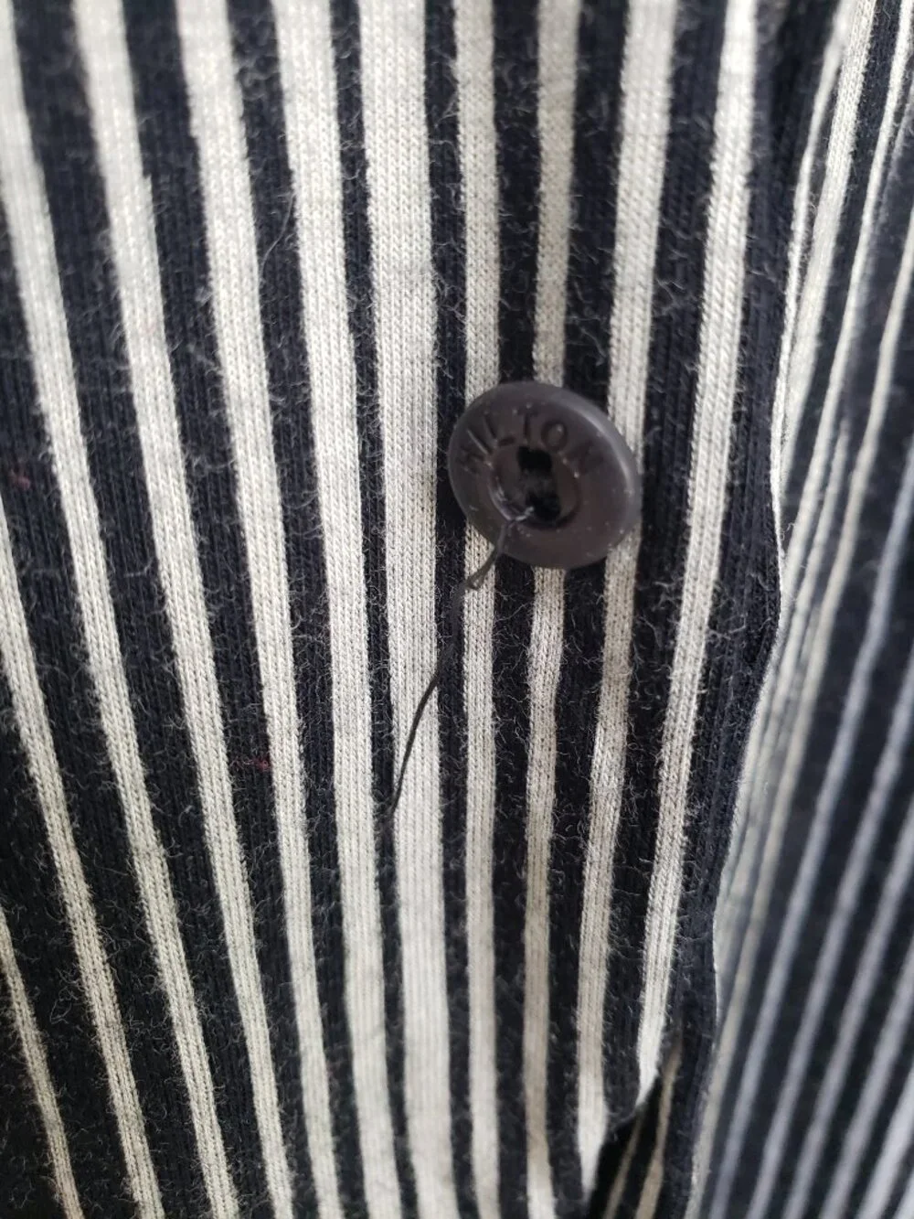 Vintage Hilton Striped Button Down Shirt Mens XL Black Red Cotton Retro 70s Vibe